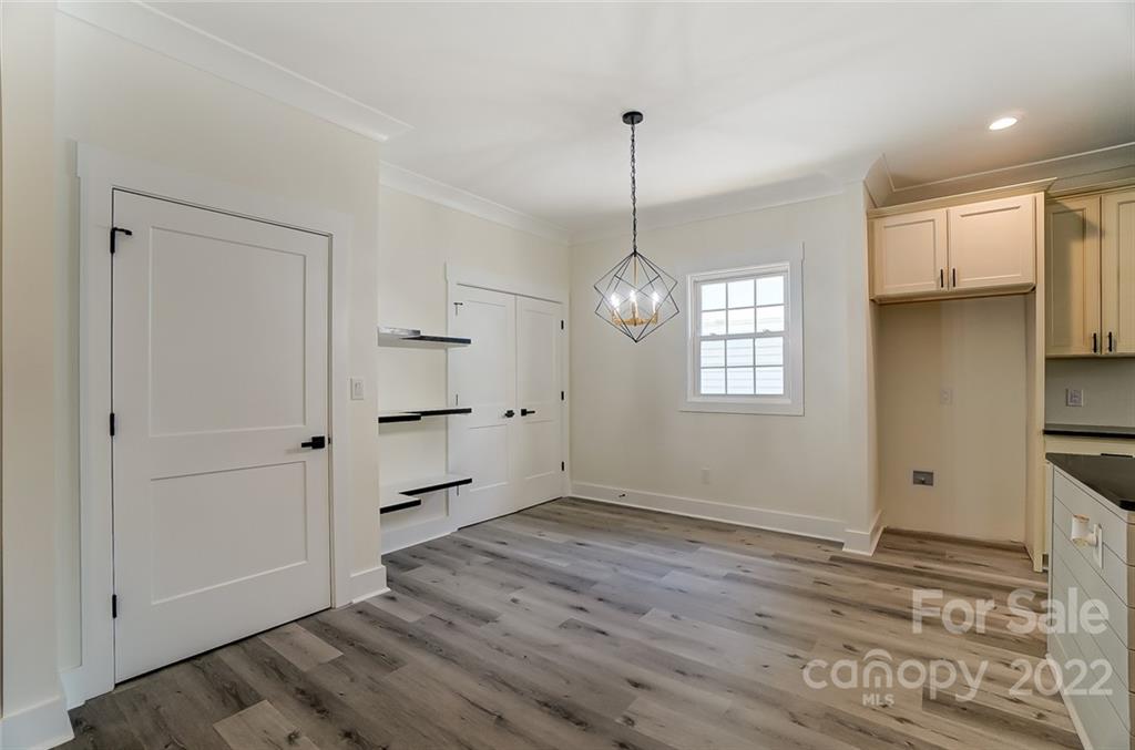 1220 Effingham Road Charlotte, NC 28208 - Photo 17 of 41 Gallery Image 17