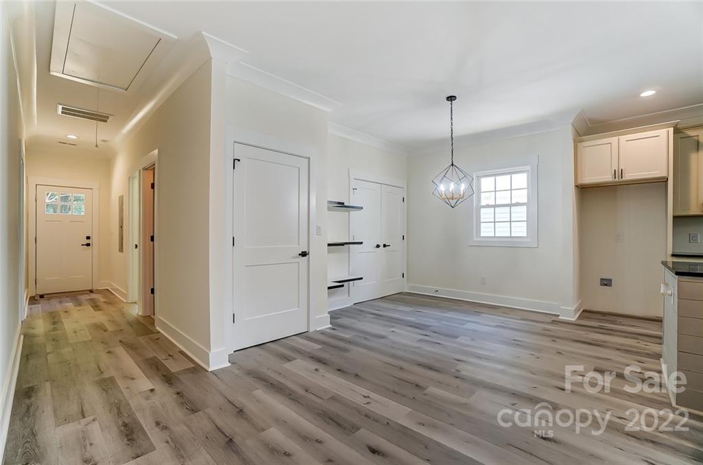 1220 Effingham Road Charlotte, NC 28208 - Photo 18 of 41 Gallery Image 18