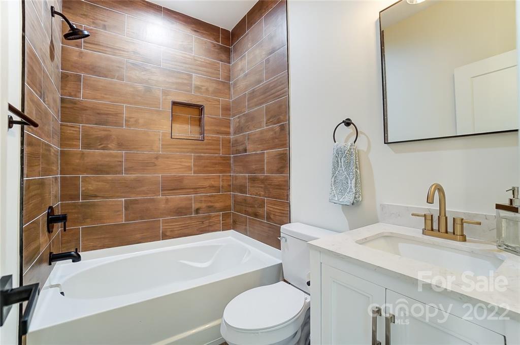 1220 Effingham Road Charlotte, NC 28208 - Photo 30 of 41 Gallery Image 30