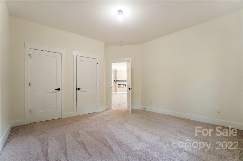 1220 Effingham Road Charlotte, NC 28208 - Photo 34 of 41 Gallery Image 34