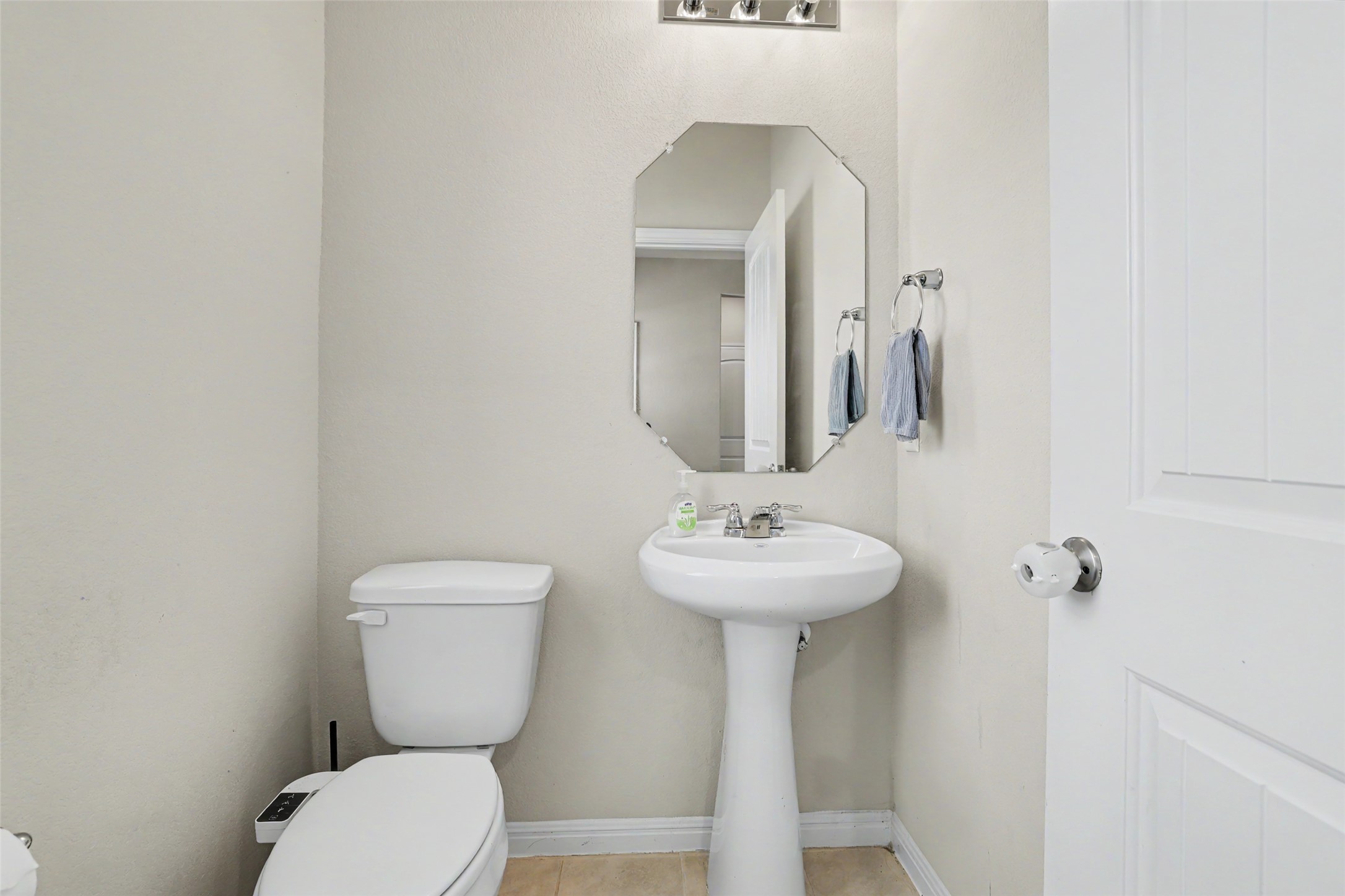 310 Running M Street Georgetown, TX 78633 - Photo 13 of 37