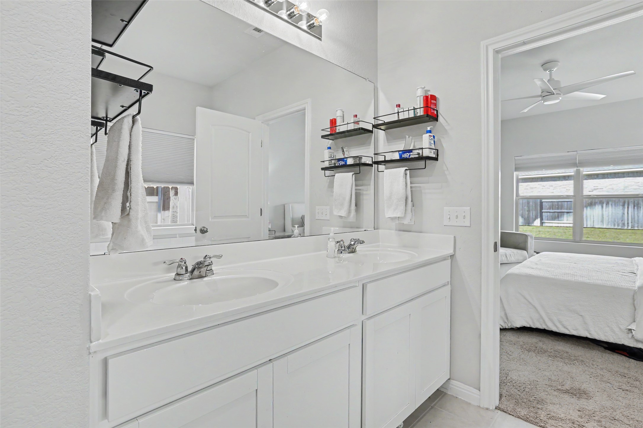 310 Running M Street Georgetown, TX 78633 - Photo 2 of 37