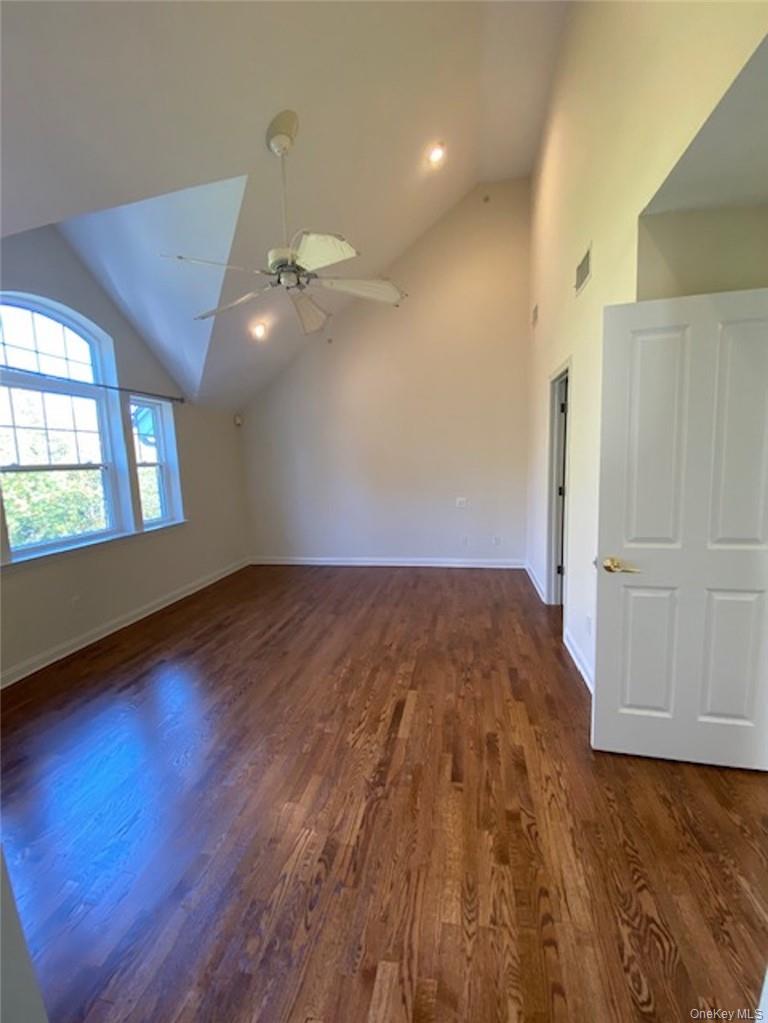 51 Winding Ridge Road White Plains, NY 10603 - Photo 16 of 30
