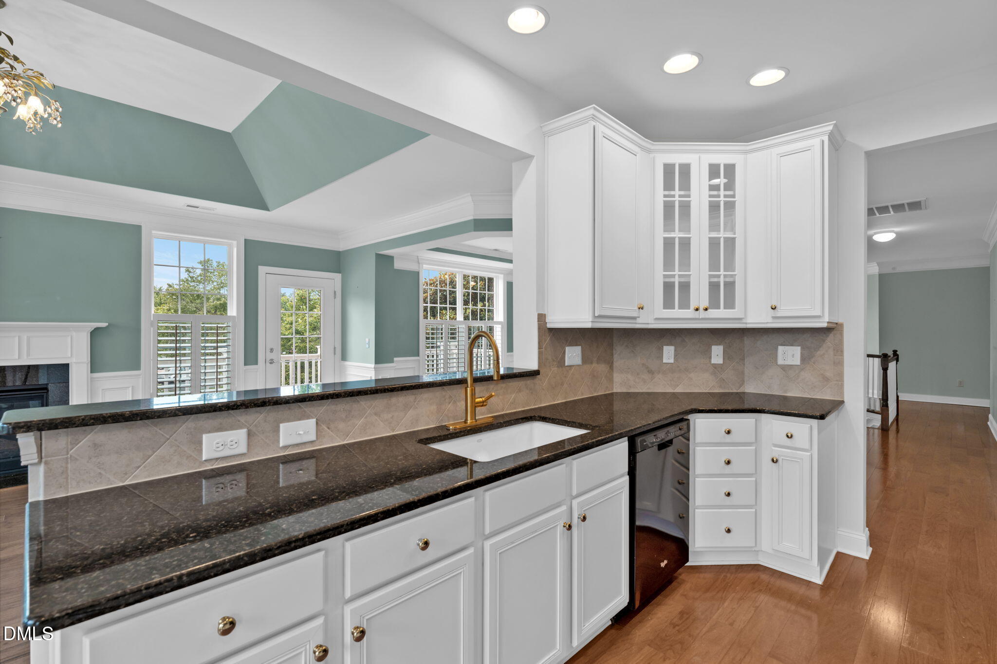 10510 Sablewood Drive, Unit 206 Raleigh, NC 27617 - Photo 17 of 48 Kitchen (3)