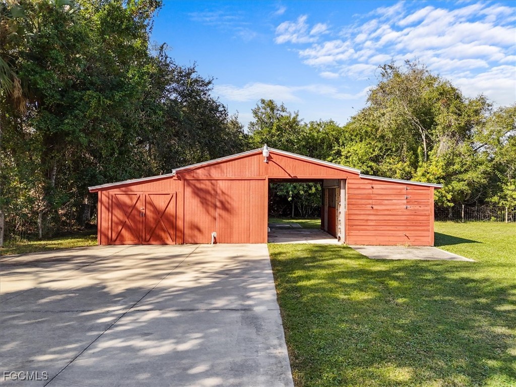 2870 Hickey Creek Road Alva, FL 33920 - Photo 39 of 45