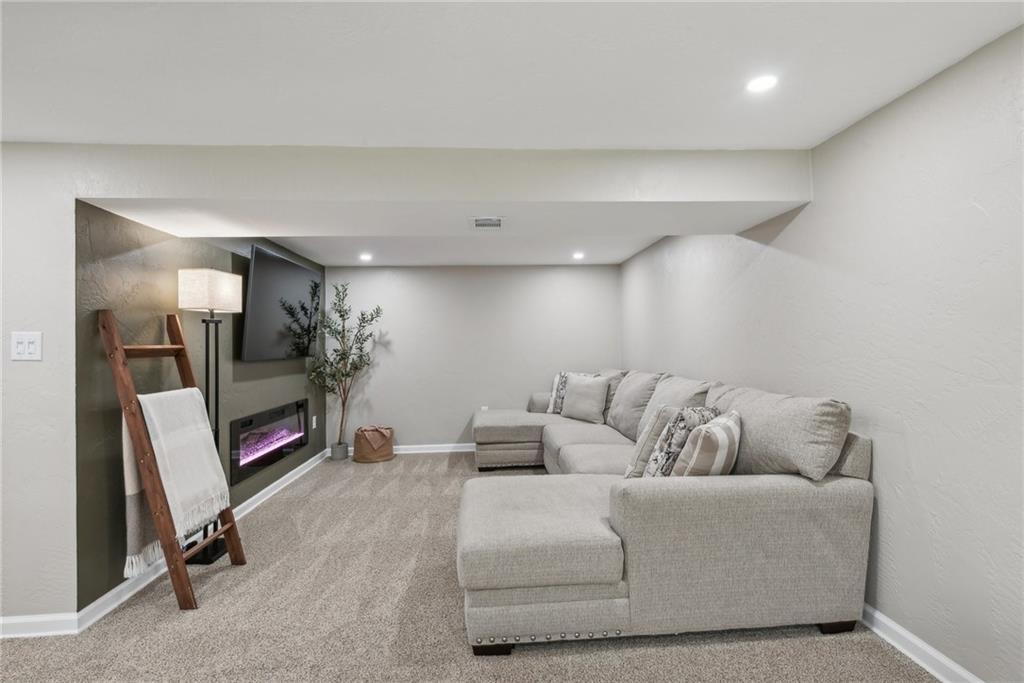 1800 O'Block Road Pittsburgh, PA 15239 - Photo 29 of 38 Gallery Image 29