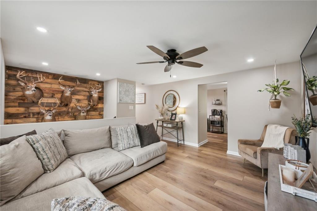 1800 O'Block Road Pittsburgh, PA 15239 - Photo 7 of 38 Gallery Image 7