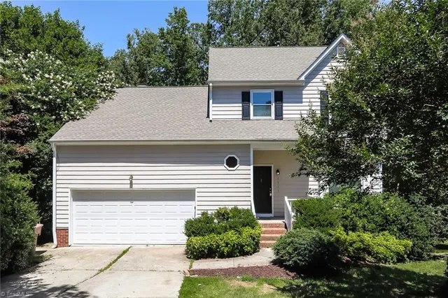 $2,470 | 1511 Groveland Trail, Greensboro, NC 27407