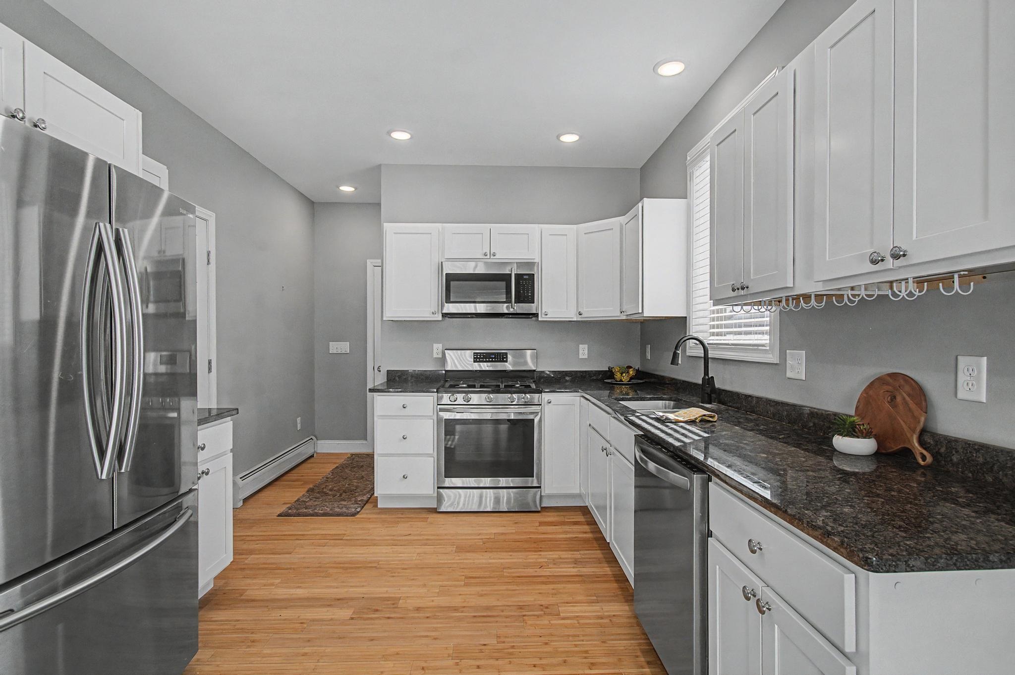 60 Old Academy Street, Unit 101 Fairfax, VT 05454 - Photo 3 of 44