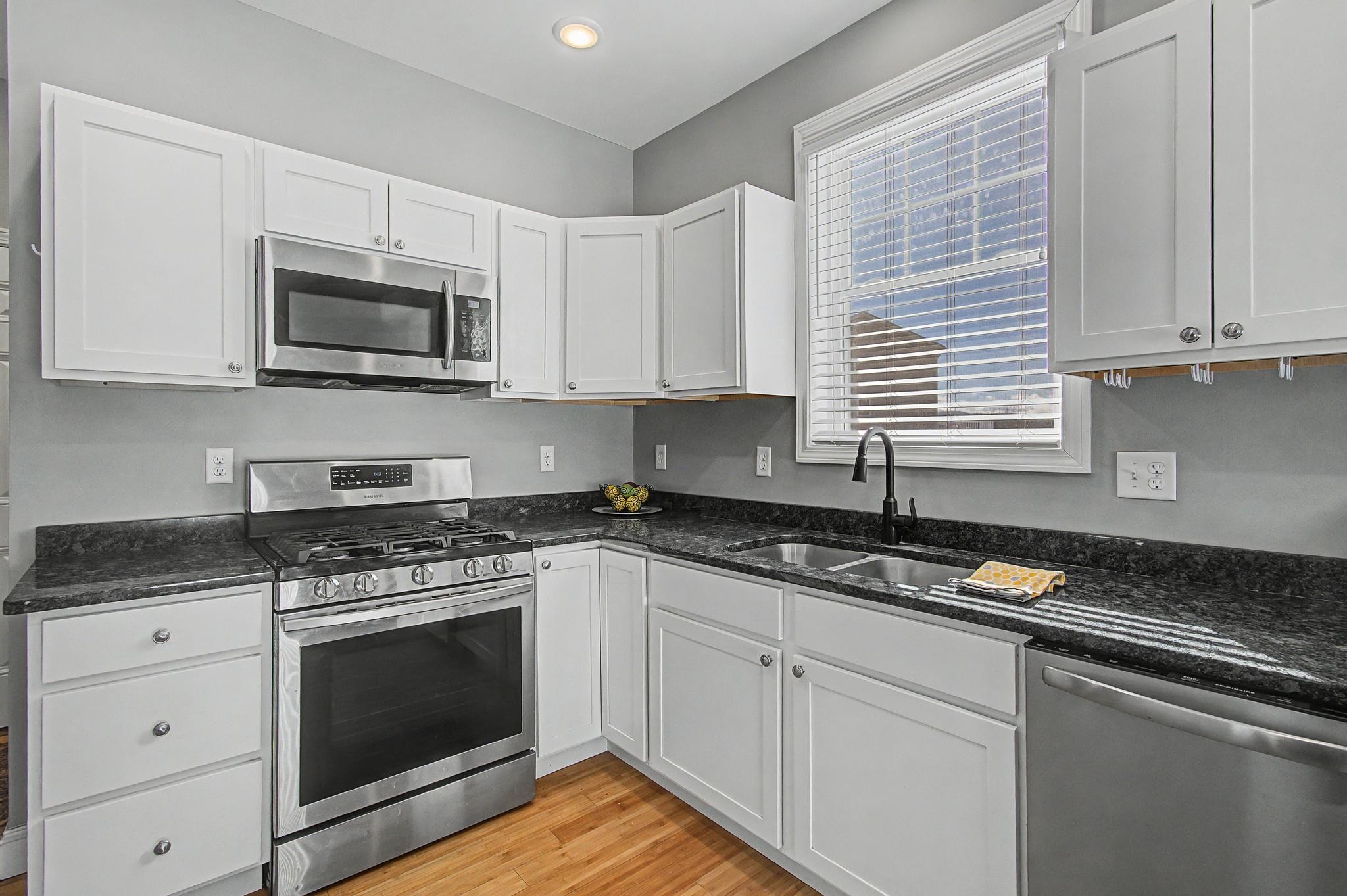 60 Old Academy Street, Unit 101 Fairfax, VT 05454 - Photo 5 of 44