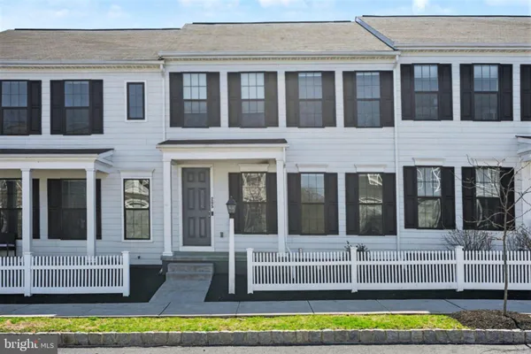 $2,295 | 205 Hoke Farm Way, Mechanicsburg, PA 17050