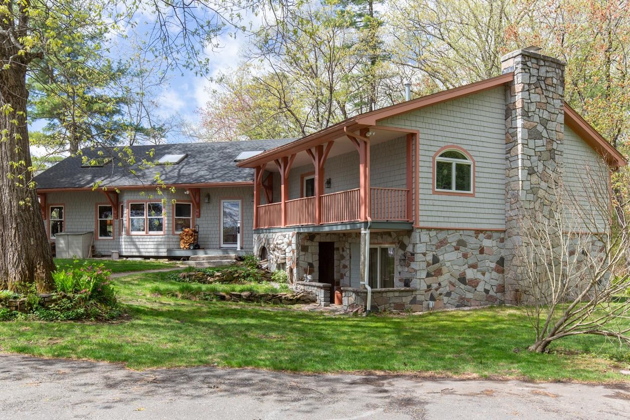21 Hinds Lane Pelham, NH 03076 - Photo 9 of 46