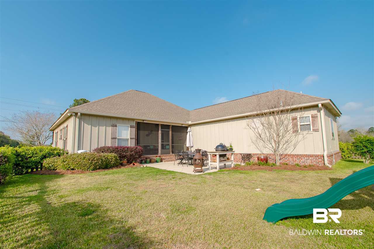 9500 Pleasant Road Daphne, AL 36526 - Photo 35 of 43 Enclosed Back Yard Area