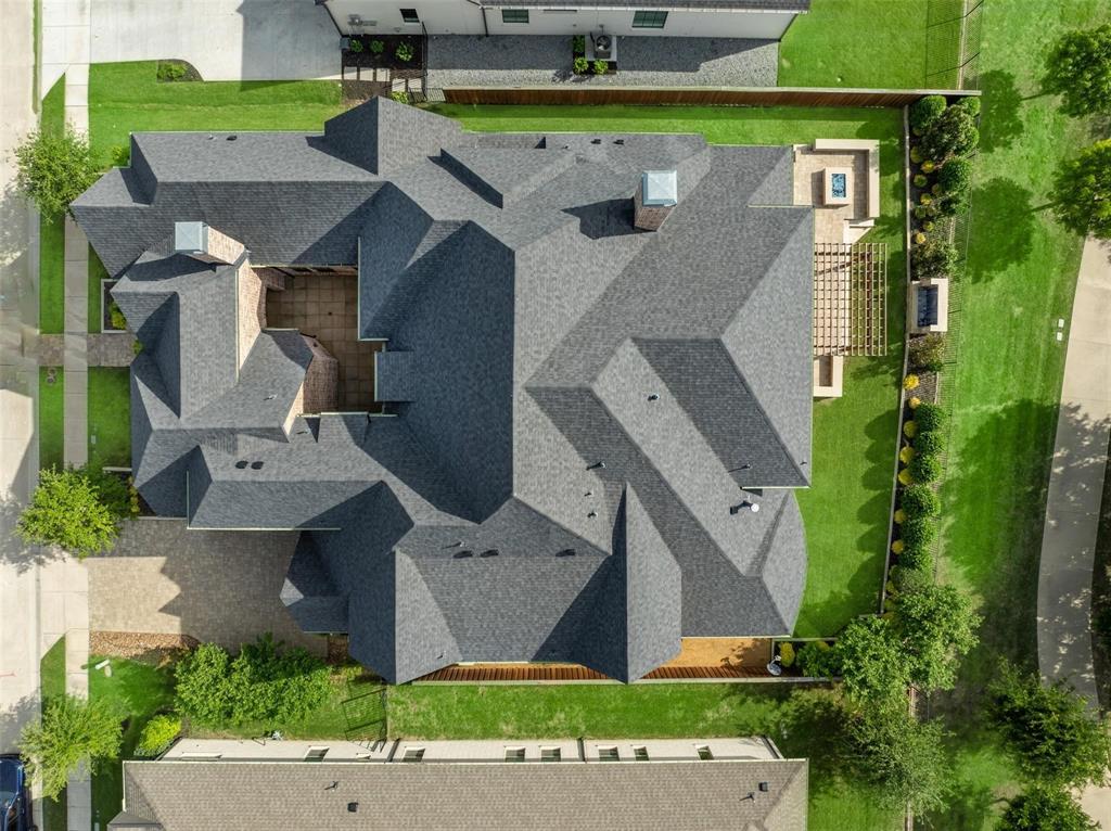 818 Brett Drive Allen, TX 75013 - Photo 36 of 38 an aerial view of a house with a garden