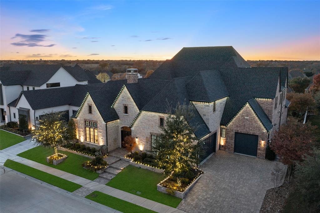 818 Brett Drive Allen, TX 75013 - Photo 37 of 38 an aerial view of a house