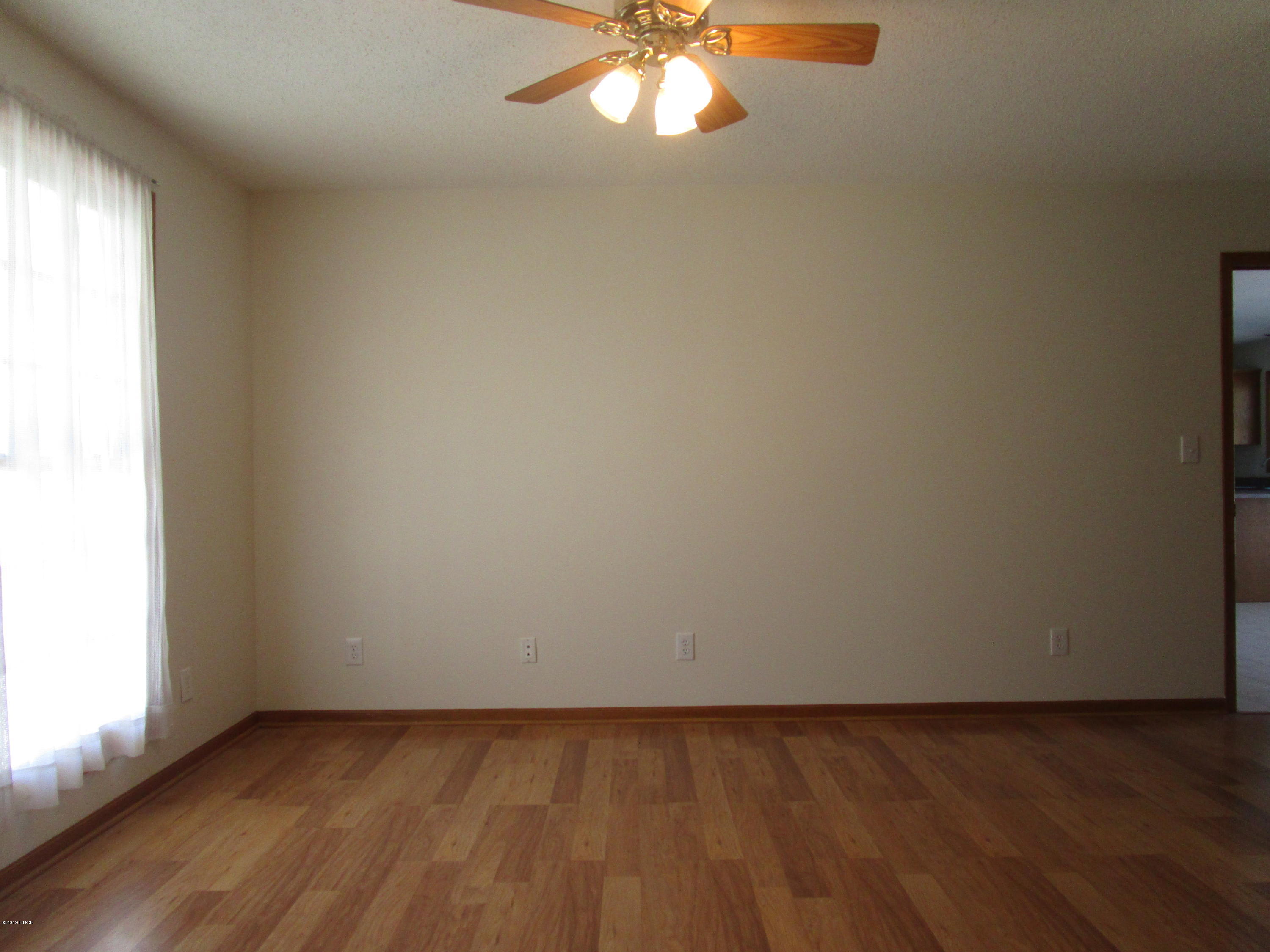 3025 Hickory Ridge Drive Herrin, IL 62948 - Photo 13 of 24 Gallery Image 13