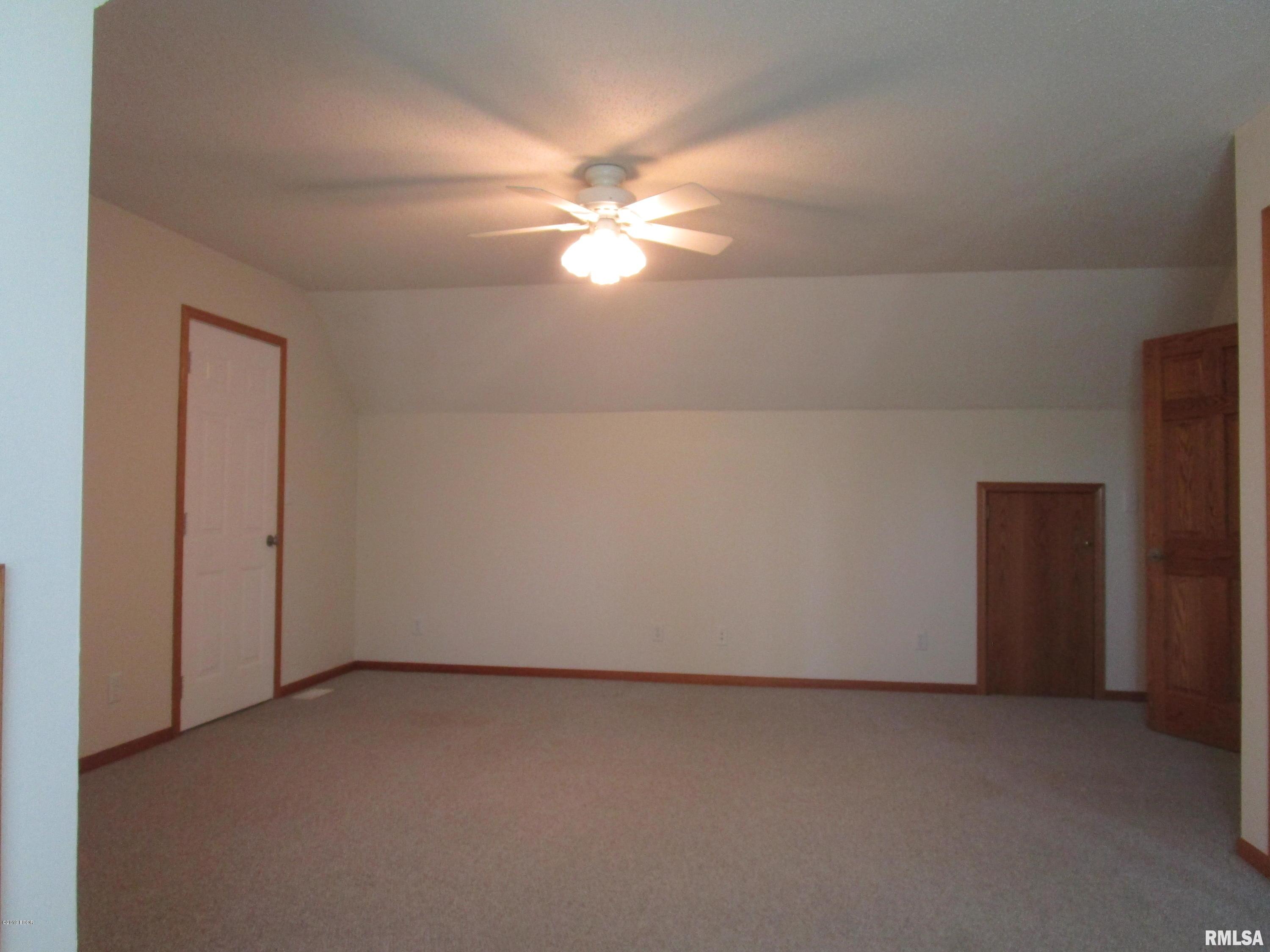 3025 Hickory Ridge Drive Herrin, IL 62948 - Photo 19 of 24 Gallery Image 19