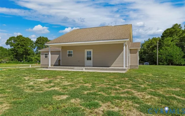 a view of outdoor space yard and garage
