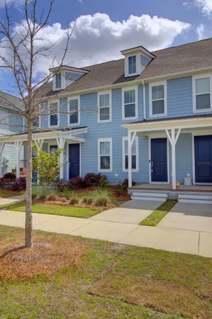 $345,000 | 585 Blueway Avenue, Summerville, SC 29486