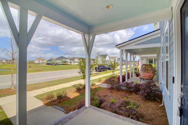 $345,000 | 585 Blueway Avenue, Summerville, SC 29486