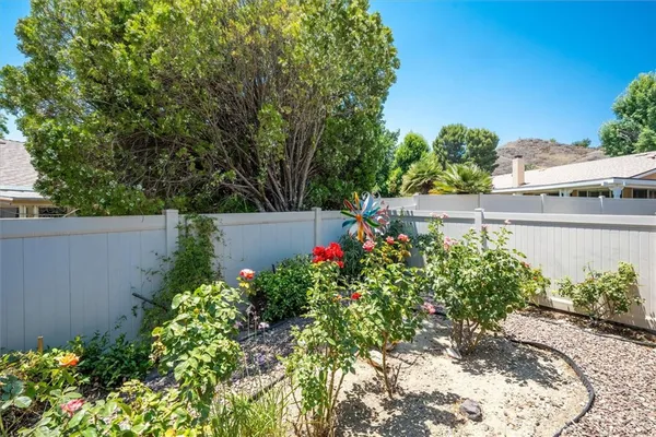 $510,000 | 26428 Circle Knoll Court, Newhall, CA 91321