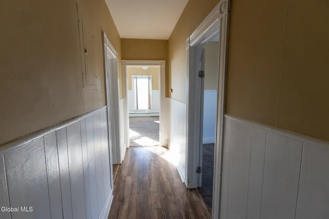 $1,300 | 104 Lawrence Street, Unit 2, Glens Falls, NY 12801