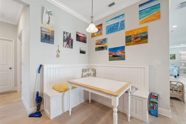 $4,186,000 | 727 Key Royale Drive, Holmes Beach, FL 34217