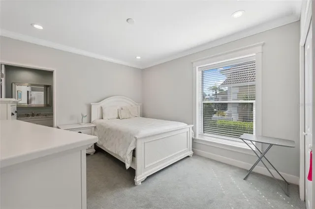 $4,186,000 | 727 Key Royale Drive, Holmes Beach, FL 34217