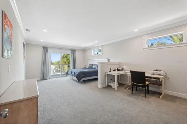 $4,186,000 | 727 Key Royale Drive, Holmes Beach, FL 34217