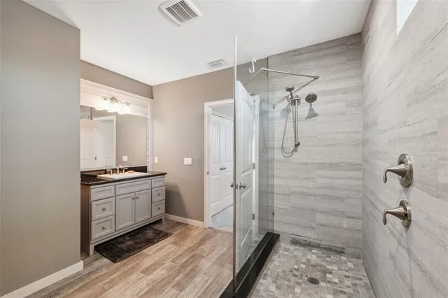 $4,186,000 | 727 Key Royale Drive, Holmes Beach, FL 34217