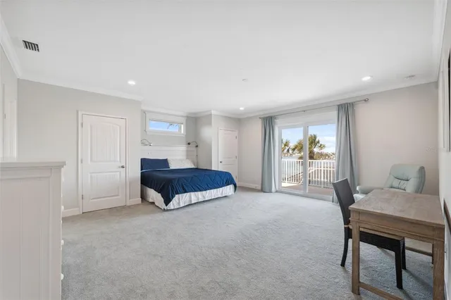 $4,186,000 | 727 Key Royale Drive, Holmes Beach, FL 34217