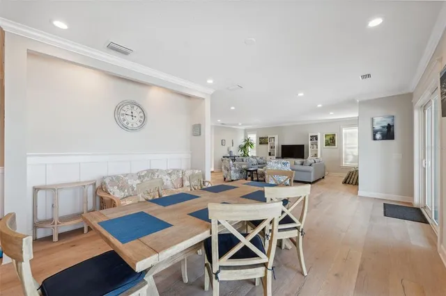 $4,186,000 | 727 Key Royale Drive, Holmes Beach, FL 34217