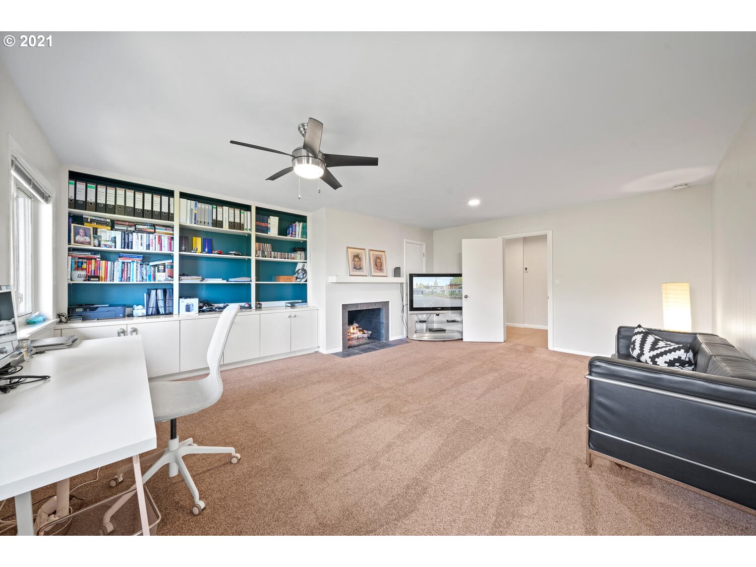 4252 Southwest McDonnell Terrace Portland, OR 97239 - Photo 22 of 32