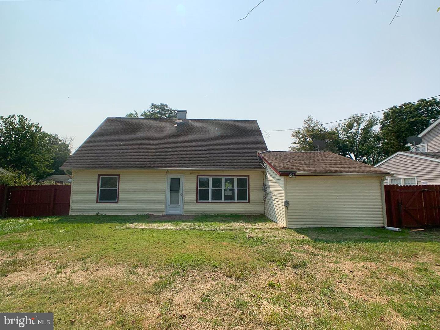 171 Pageant Lane Willingboro, NJ 08046 - Photo 3 of 27