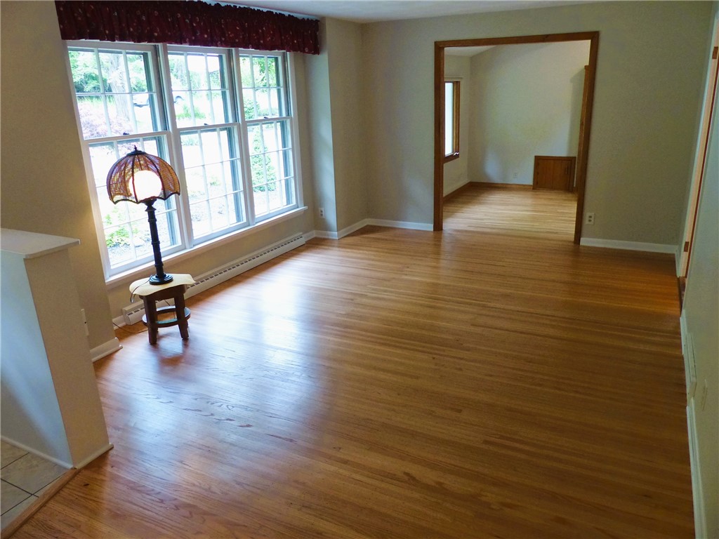 684 Marsh Road Pittsford, NY 14534 - Photo 6 of 32
