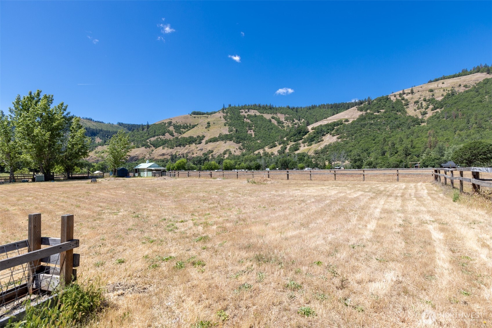992 Highway 142 Lyle, WA 98635 - Photo 22 of 40 a view of an outdoor space and a mountain view