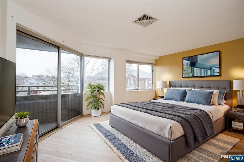 364 Palisade Avenue, Unit 4C Cliffside Park, NJ 07010 - Photo 11 of 19