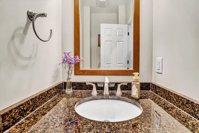 $1,250,000 | 3707 Wellington Drive Southeast, Roanoke, VA 24014