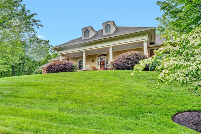 $1,250,000 | 3707 Wellington Drive Southeast, Roanoke, VA 24014