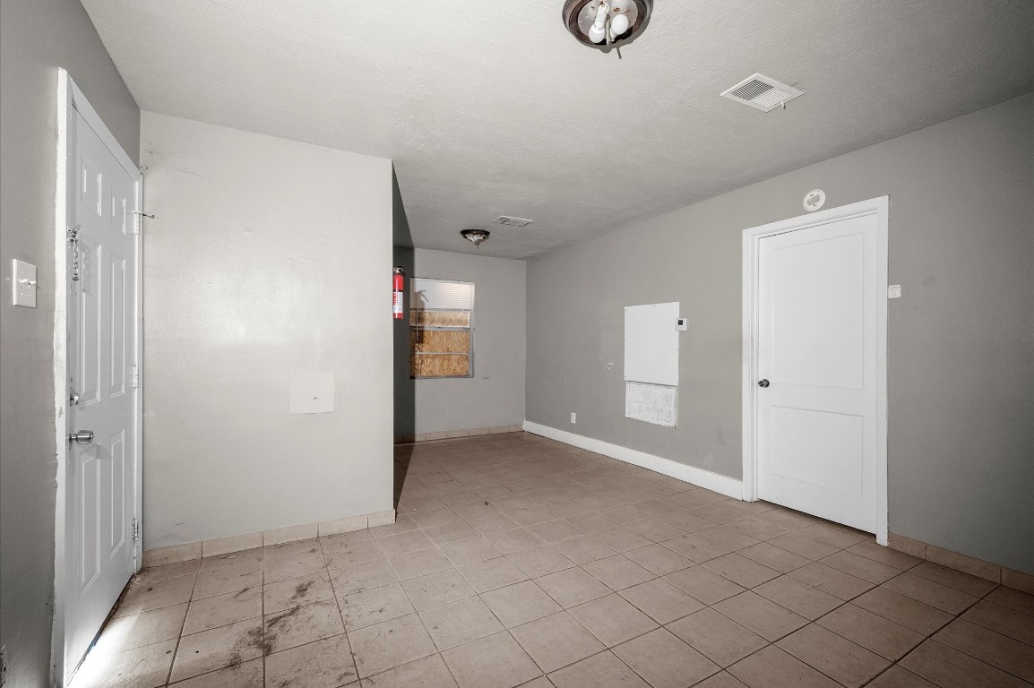 14504 Corpus Christi Street, Unit 4 Houston, TX 77015 - Photo 3 of 33