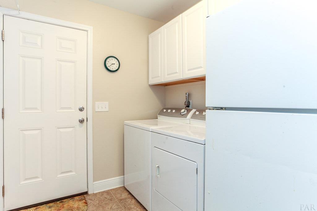 643 Ashford Road Cantonment, FL 32533 - Photo 17 of 50 with connection for ice maker/additional wash sink