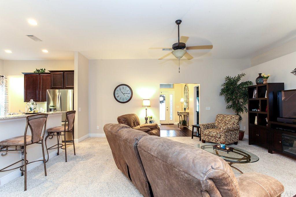 643 Ashford Road Cantonment, FL 32533 - Photo 6 of 50 Gallery Image 6
