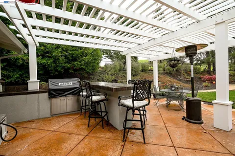 $1,798,880 | 372 Borica Drive, Danville, CA 94526