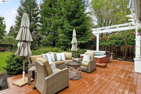 $1,798,880 | 372 Borica Drive, Danville, CA 94526