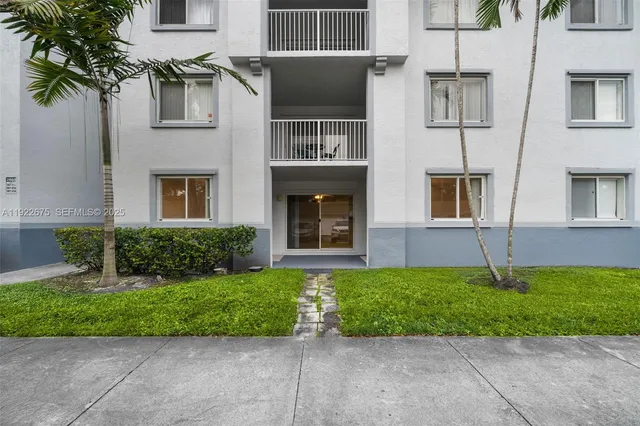$259,900 | 2600 South University Drive, Unit 107, Davie, FL 33328