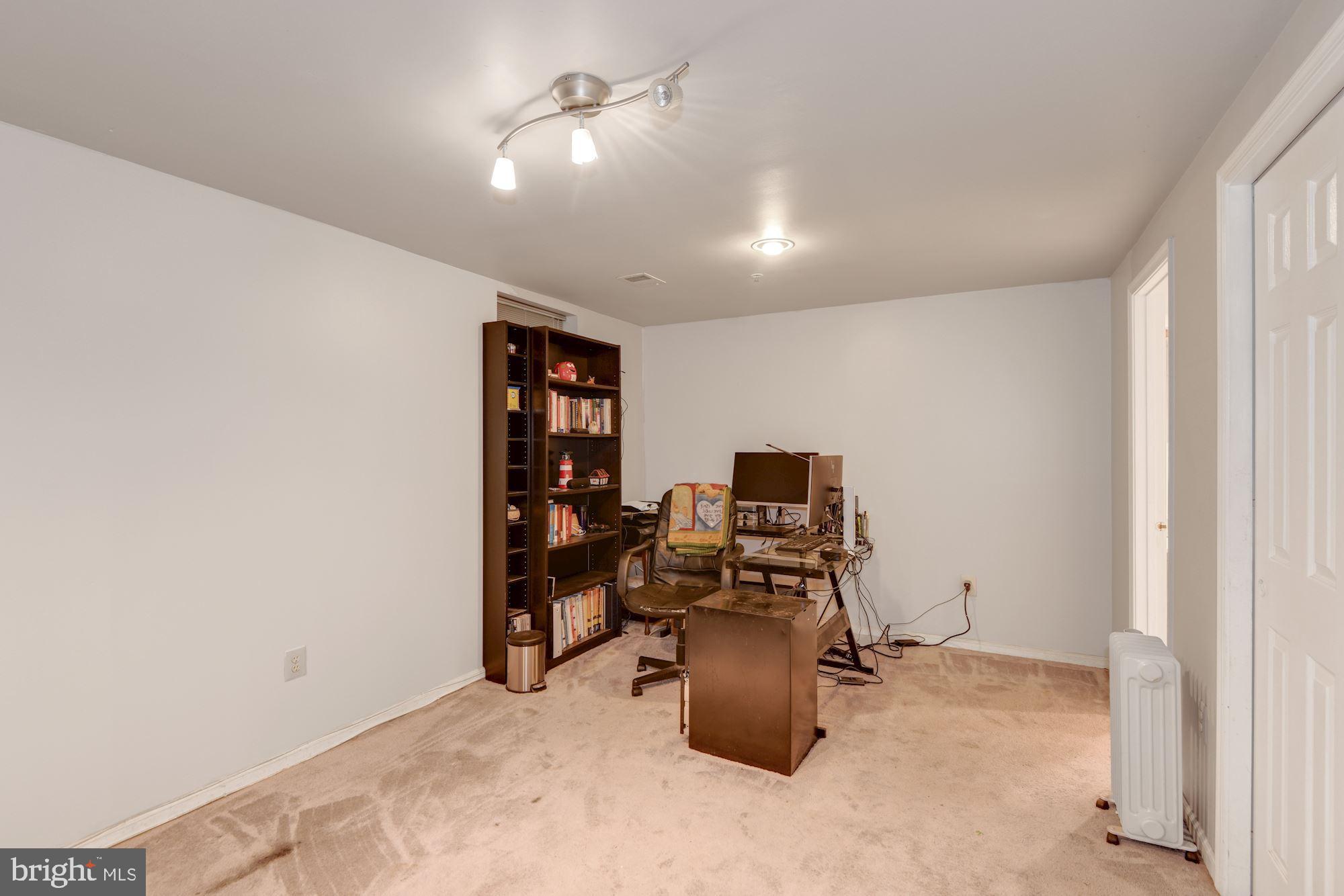 12100 Apache Tears Circle Laurel, MD 20708 - Photo 22 of 33