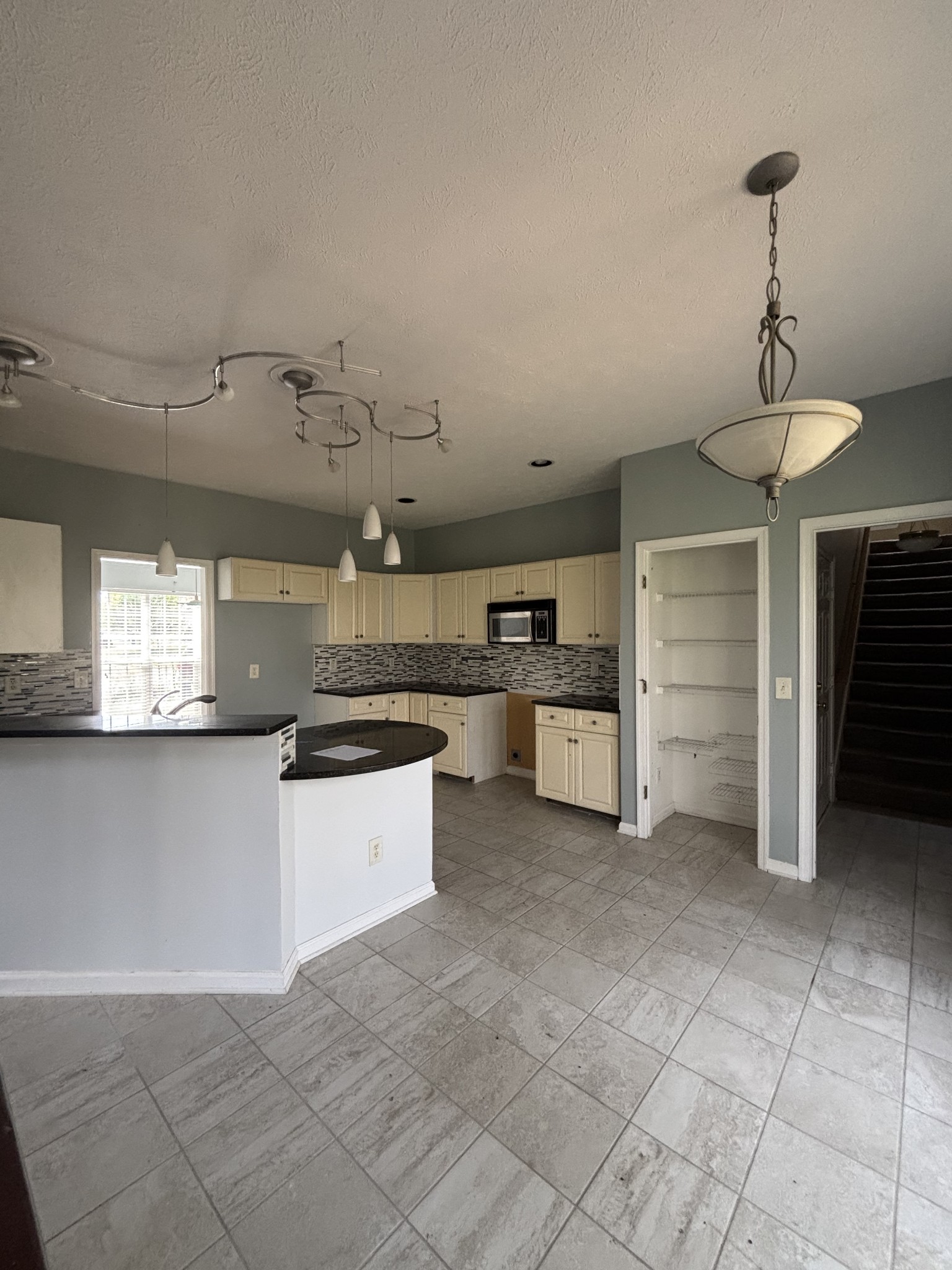 620 Casey Place Hermitage, TN 37076 - Photo 4 of 21