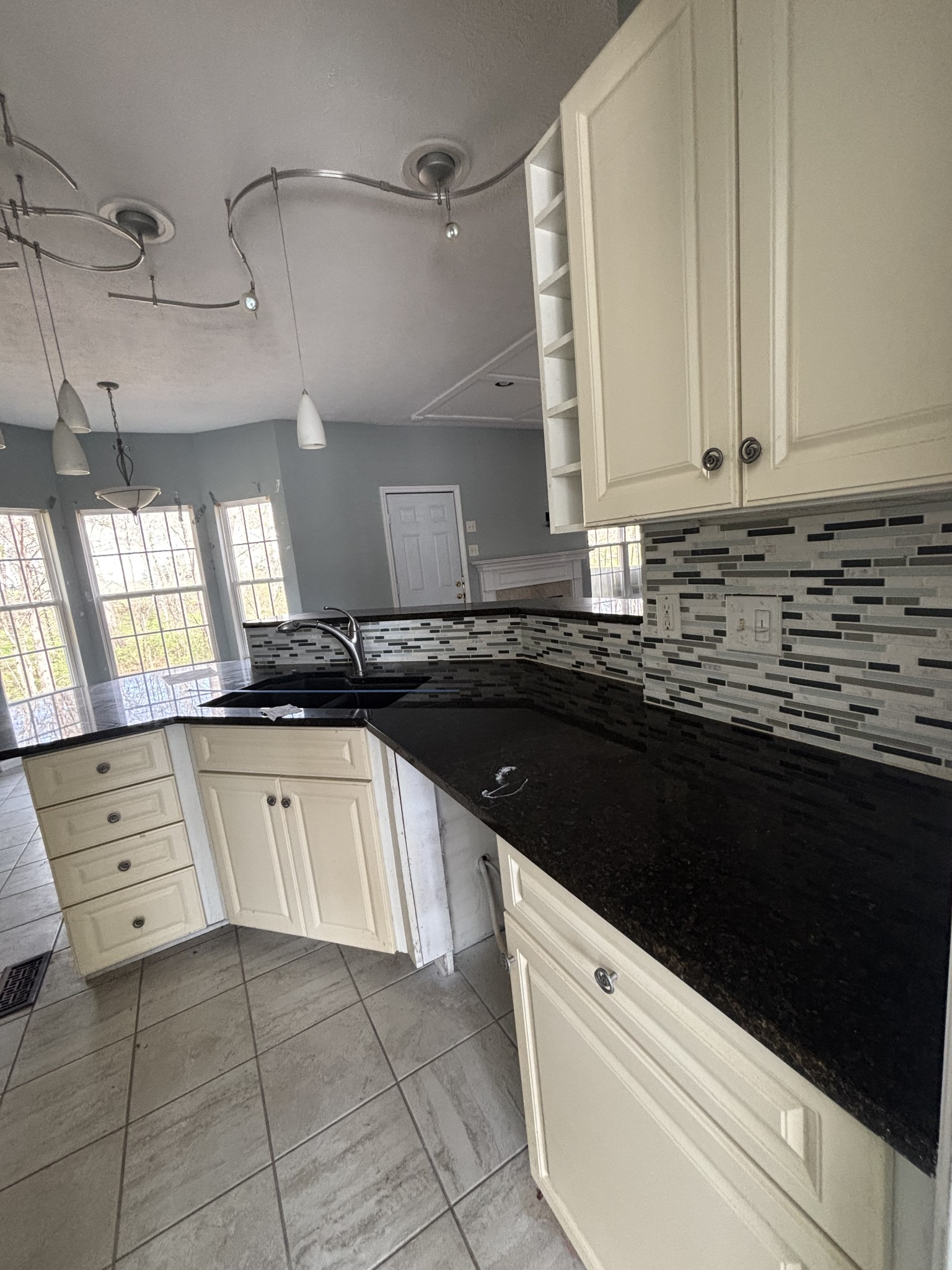 620 Casey Place Hermitage, TN 37076 - Photo 5 of 21
