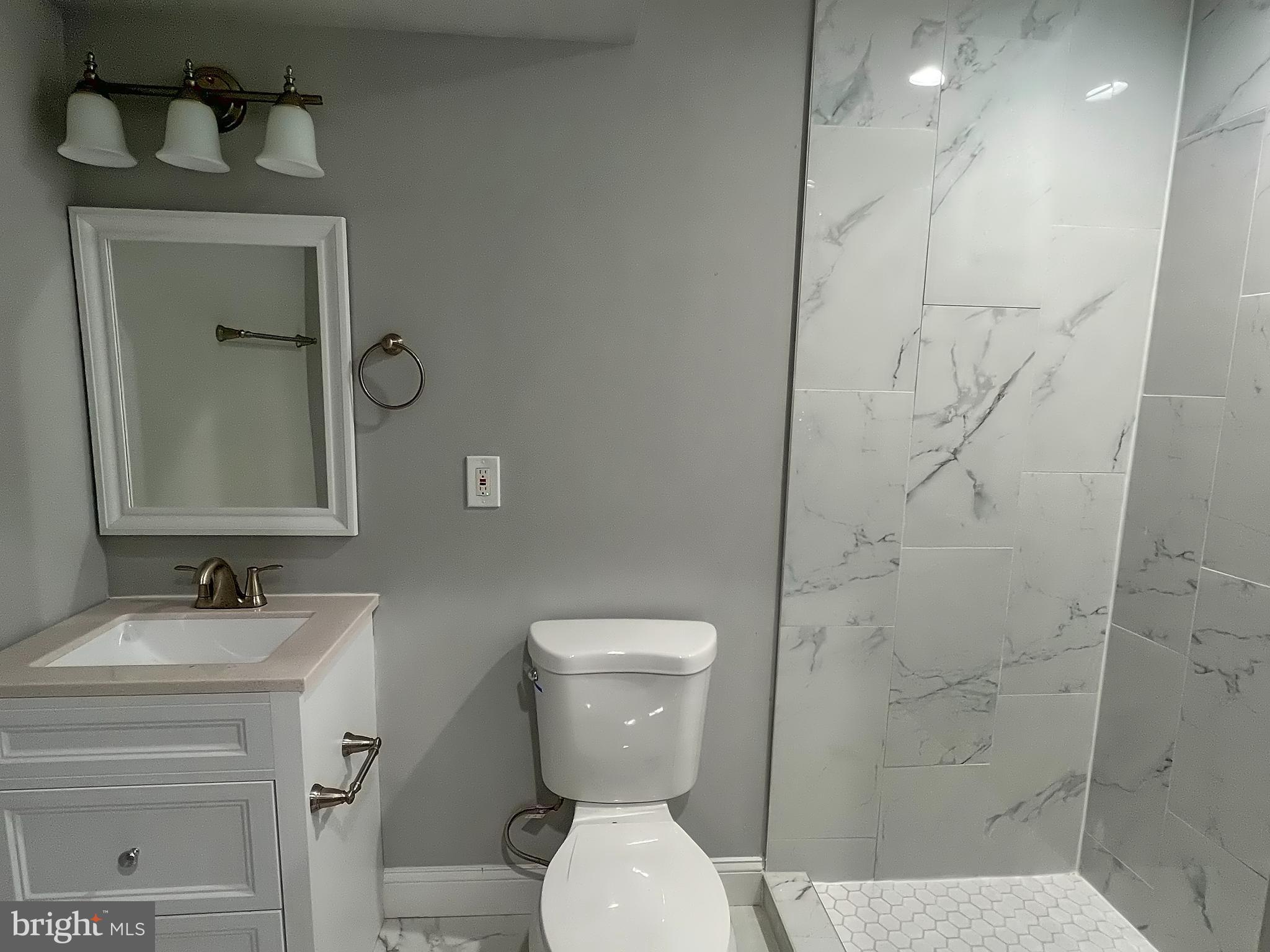 735 East 36th Street Baltimore, MD 21218 - Photo 15 of 18
