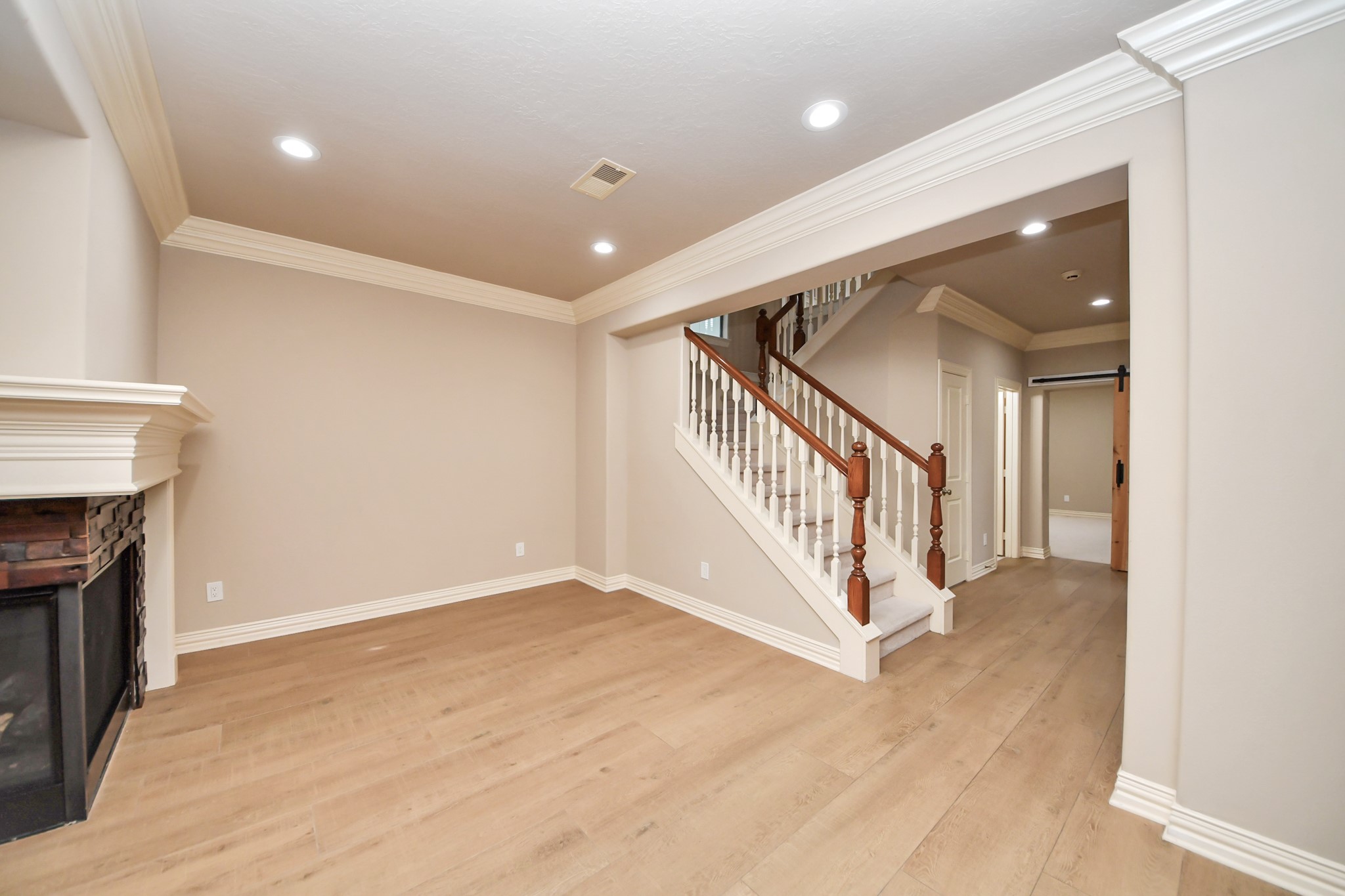 14454 Summerleaf Lane Houston, TX 77077 - Photo 13 of 50